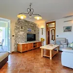 'villa Mare' Mit Privatem Pool By Interhome *