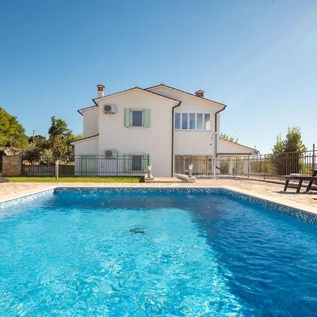 Apartman Oliva By Interhome *