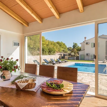 Apartman Oliva By Interhome *