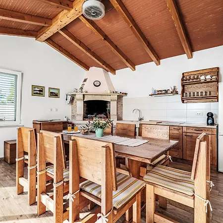 Apartman Oliva By Interhome Trget
