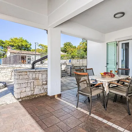 Apartman Oliva By Interhome Trget