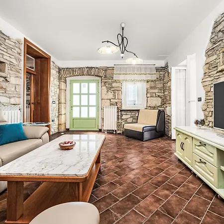 Oliva By Interhome Apartman Trget