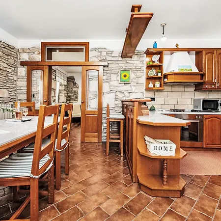 Oliva By Interhome * Trget